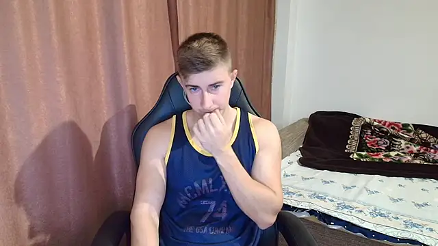 Snapshot of Todhorny9873 chatting on 12-20-24, 05:47 Todhorny9873 online show from 12-20-24, 05:47