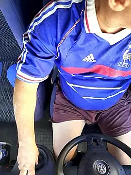 Snapshot of sarpe4 chatting on 09-08-25, 02:49 sarpe4 online show from 09-08-25, 02:49