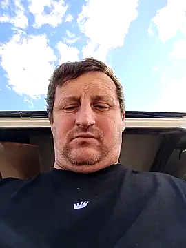 Snapshot of sarpe4 chatting on 10-16-25, 10:38 sarpe4 online show from 10-16-25, 10:38