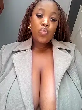 Snapshot of SWEETDOLLY29XX chatting on 02-20-25, 07:55 SWEETDOLLY29XX online show from 02-20-25, 07:55