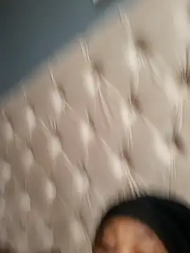 Snapshot of SWEETDOLLY29XX chatting on 09-12-25, 03:39 SWEETDOLLY29XX online show from 09-12-25, 03:39