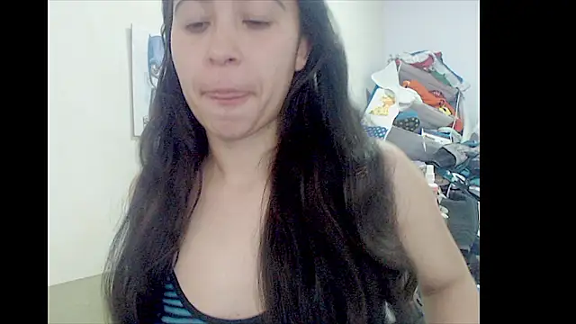 Snapshot of lizztaylor535 chatting on 12-02-24, 02:30 lizztaylor535 online show from 12-02-24, 02:30