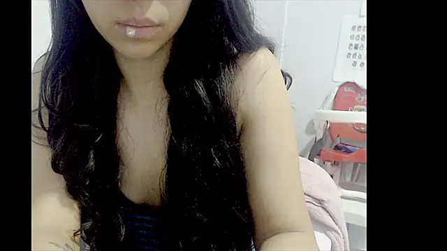 Snapshot of lizztaylor535 chatting on 03-03-25, 03:42 lizztaylor535 online show from 03-03-25, 03:42