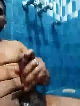 Snapshot of prit720 chatting on 11-30-25, 11:03 prit720 online show from 11-30-25, 11:03