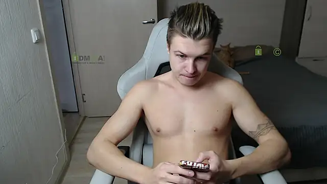 Sunny-Girl1 online show from 02-25-25, 06:47