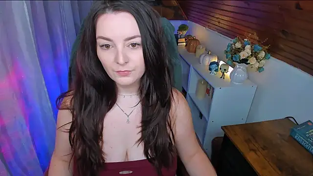 Snapshot of ErinMarshall chatting on 11-26-25, 09:54 ErinMarshall online show from 11-26-25, 09:54