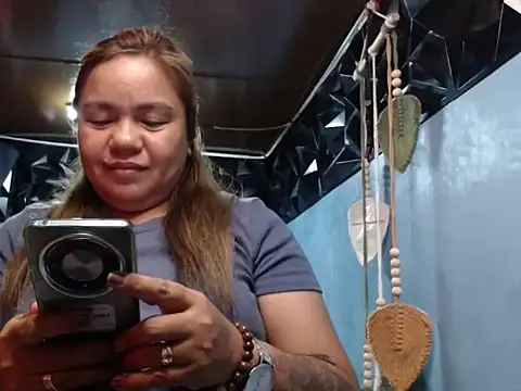 ambersmile online show from 11-25-25, 08:58