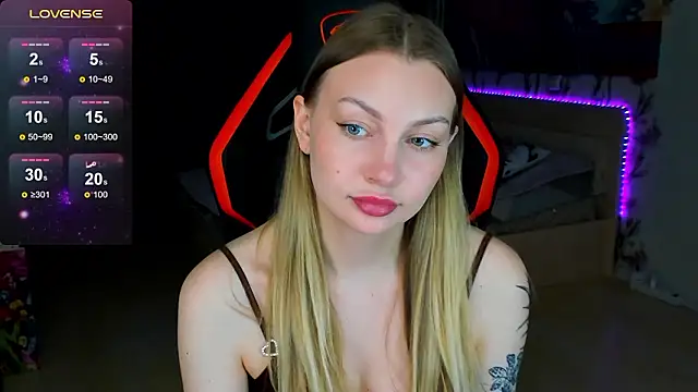 BiMolly online show from 03-04-26, 03:07