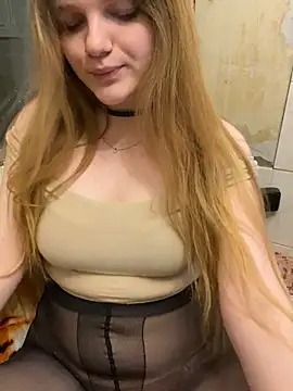 -MimmiLissa- online show from 11-28-25, 02:20