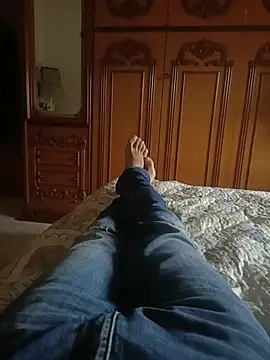 Snapshot of Bobby967 chatting on 12-02-25, 09:47 Bobby967 online show from 12-02-25, 09:47