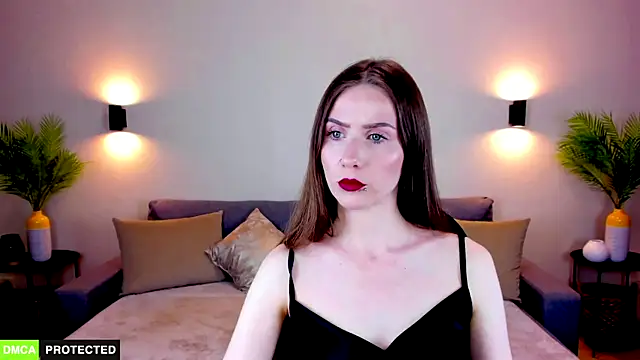 TheWoman   online show from 03-10-26, 06:57