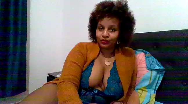 Snapshot of Nathyjess195 chatting on 03-10-25, 02:59 Nathyjess195 online show from 03-10-25, 02:59