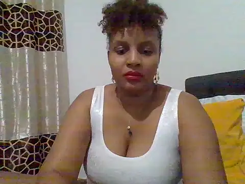 Snapshot of Nathyjess195 chatting on 09-19-25, 02:40 Nathyjess195 online show from 09-19-25, 02:40