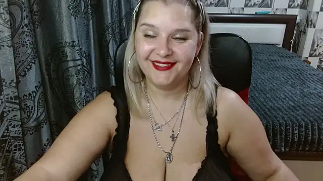 Snapshot of Boolochka chatting on 07-17-26, 07:52 Boolochka online show from 07-17-26, 07:52