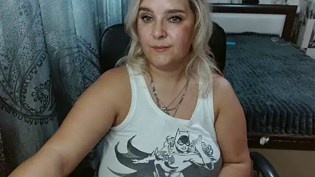 Snapshot of Boolochka chatting on 07-23-26, 12:58 Boolochka online show from 07-23-26, 12:58