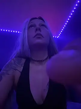 Babii Nova online show from 11-25-25, 11:16