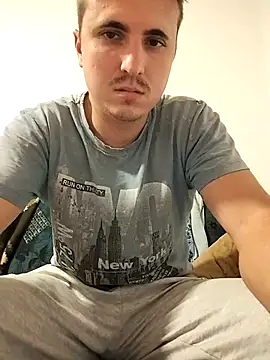 MrNoBoDy000 online show from 10-16-25, 03:13