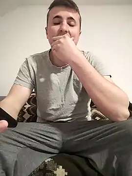 MrNoBoDy000 online show from 04-09-26, 08:03