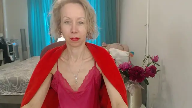 LuxuryNika online show from 06-01-26, 08:05