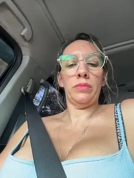 Gatitacarlita online show from 03-24-26, 05:29