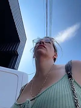 Gatitacarlita online show from 03-28-26, 02:38