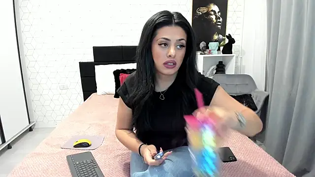 Heidix online show from 04-16-26, 03:35