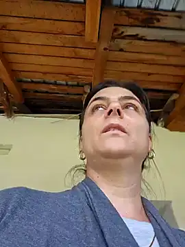 Snapshot of IsabelleCraft chatting on 09-18-25, 08:27 IsabelleCraft online show from 09-18-25, 08:27
