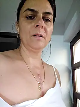 IsabelleCraft online show from 11-11-25, 02:28