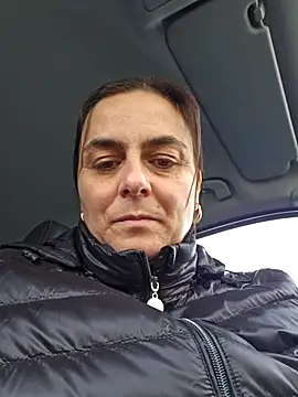 Snapshot of IsabelleCraft chatting on 02-18-26, 10:11 IsabelleCraft online show from 02-18-26, 10:11