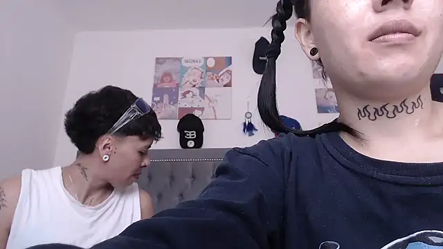 dulce maria x online show from 02-01-25, 07:02