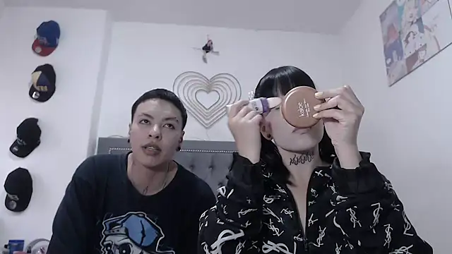 Snapshot of dulce_maria_x chatting on 01-17-26, 10:02 dulce maria x online show from 01-17-26, 10:02