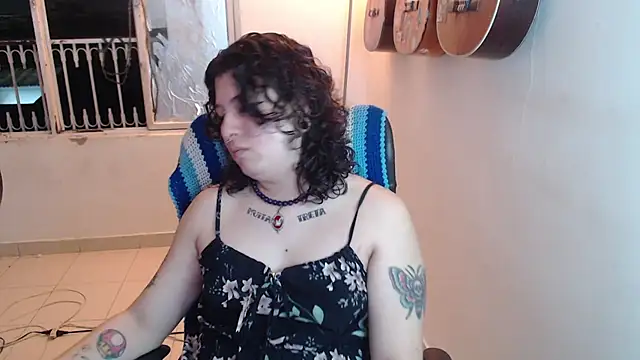 Smoke trip Alicia online show from 11-21-25, 04:00