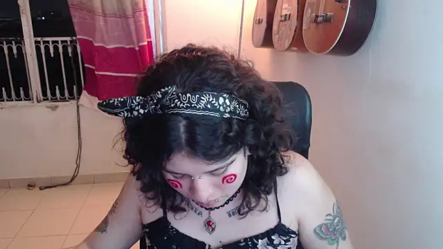 Smoke trip Alicia online show from 11-26-25, 03:51