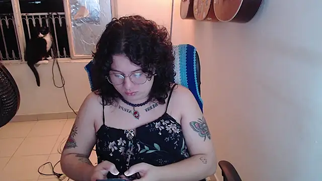 Smoke trip Alicia online show from 12-18-25, 10:10