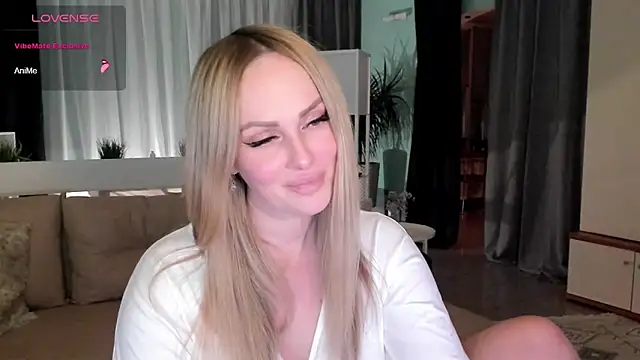 Libby Nora online show from 12-08-24, 05:22