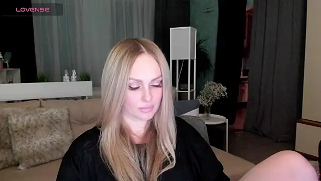 Libby Nora online show from 02-04-25, 03:04