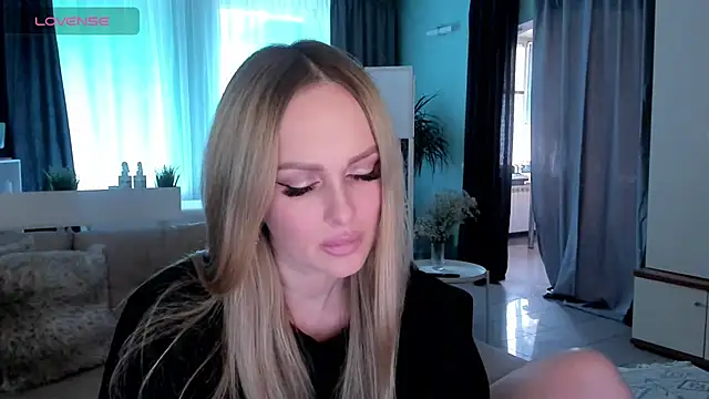 Libby Nora online show from 02-26-25, 01:52