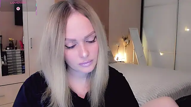 Libby Nora online show from 03-04-26, 09:04