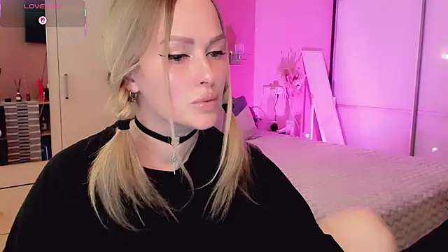 Libby Nora online show from 05-11-26, 09:37