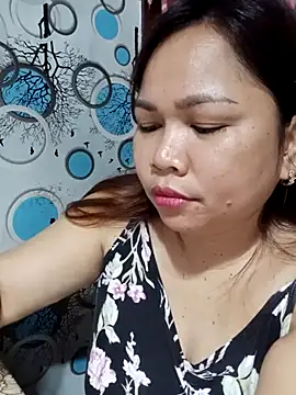 XXLorie 02 online show from 02-16-25, 07:49