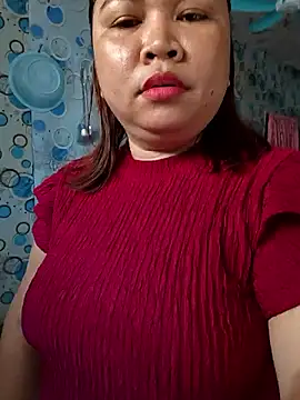 XXLorie 02 online show from 04-18-26, 11:38