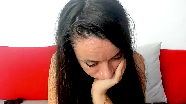 Snapshot of cute_angel95 chatting on 10-28-25, 07:38 cute angel95 online show from 10-28-25, 07:38