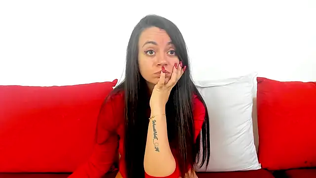 Snapshot of cute_angel95 chatting on 11-18-25, 08:52 cute angel95 online show from 11-18-25, 08:52