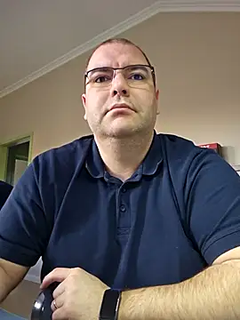 Andrew1900529 online show from 03-06-25, 05:35