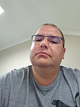 Andrew1900529 online show from 09-18-25, 10:28