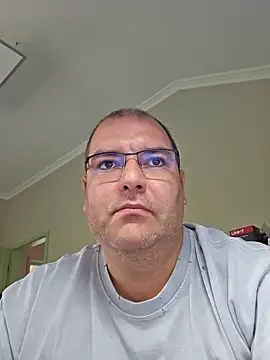 Andrew1900529 online show from 09-19-25, 06:59