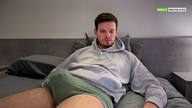 Snapshot of jerked_letto chatting on 01-24-25, 11:26 jerked letto online show from 01-24-25, 11:26