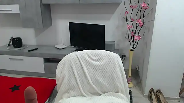 JullieMilf online show from 01-03-25, 04:59