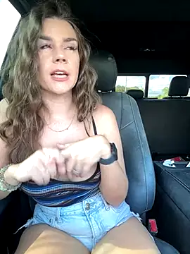 MaggyMayI online show from 11-25-25, 05:02