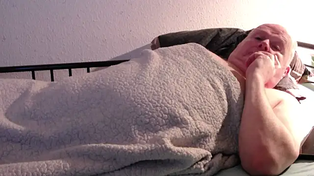 Vandrino online show from 01-22-25, 02:59